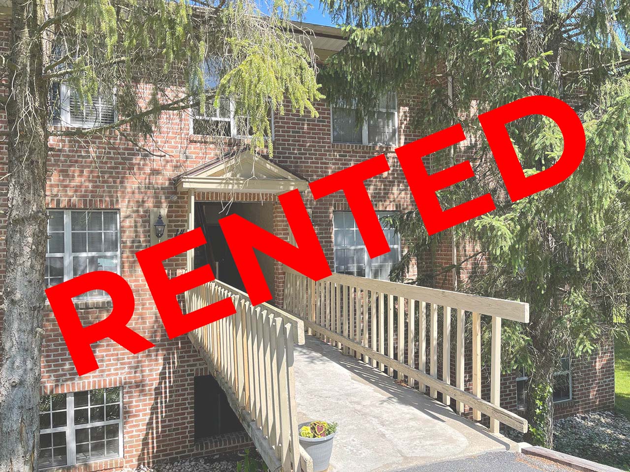 RENTED 14A Doral Drive Flying Hills