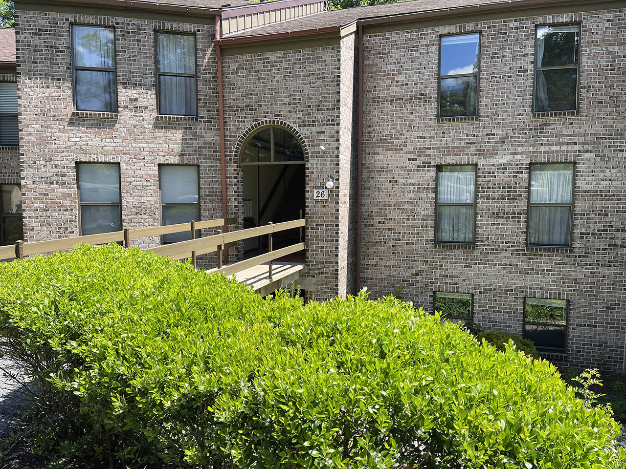 SPECIAL PRICING 26D Congressional Circle Flying Hills