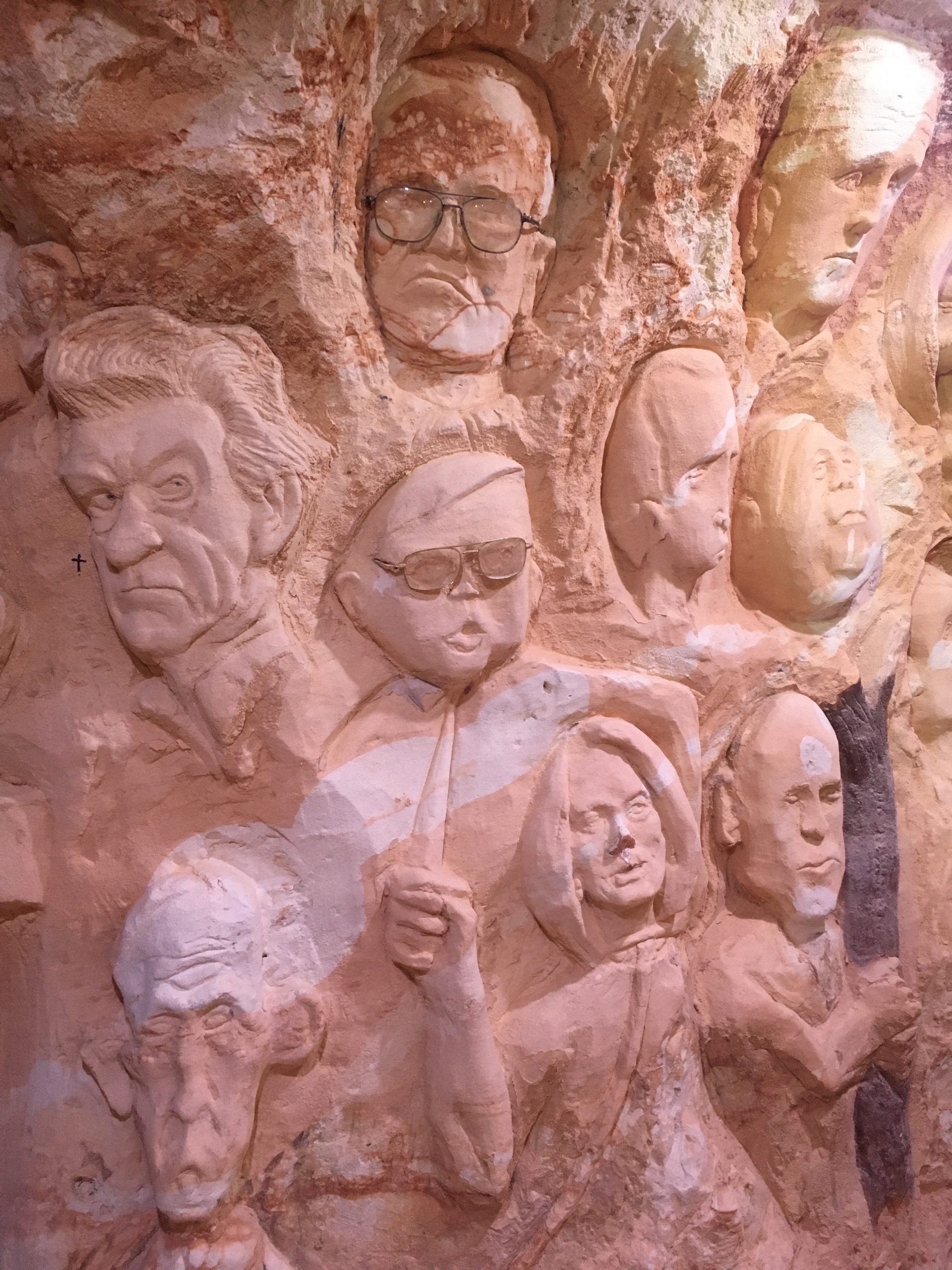 Lightning Ridge Quirky slice of outback