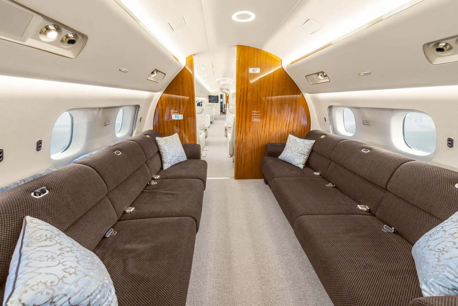 Empty Leg Private Jet Flight London to Hong Kong Summer 2021
