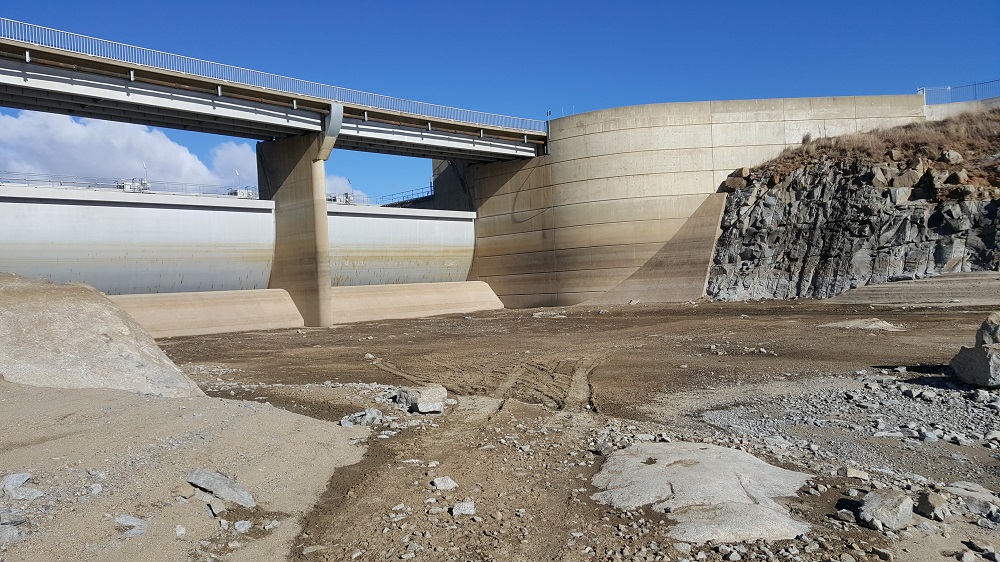 High times on a low Lake Jindabyne FlyStream