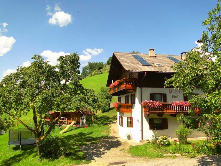 Bauernhof Brixen, Südtirol Ferien auf dem Bauernhof Südtirol Putzerhof Ferienwohnung