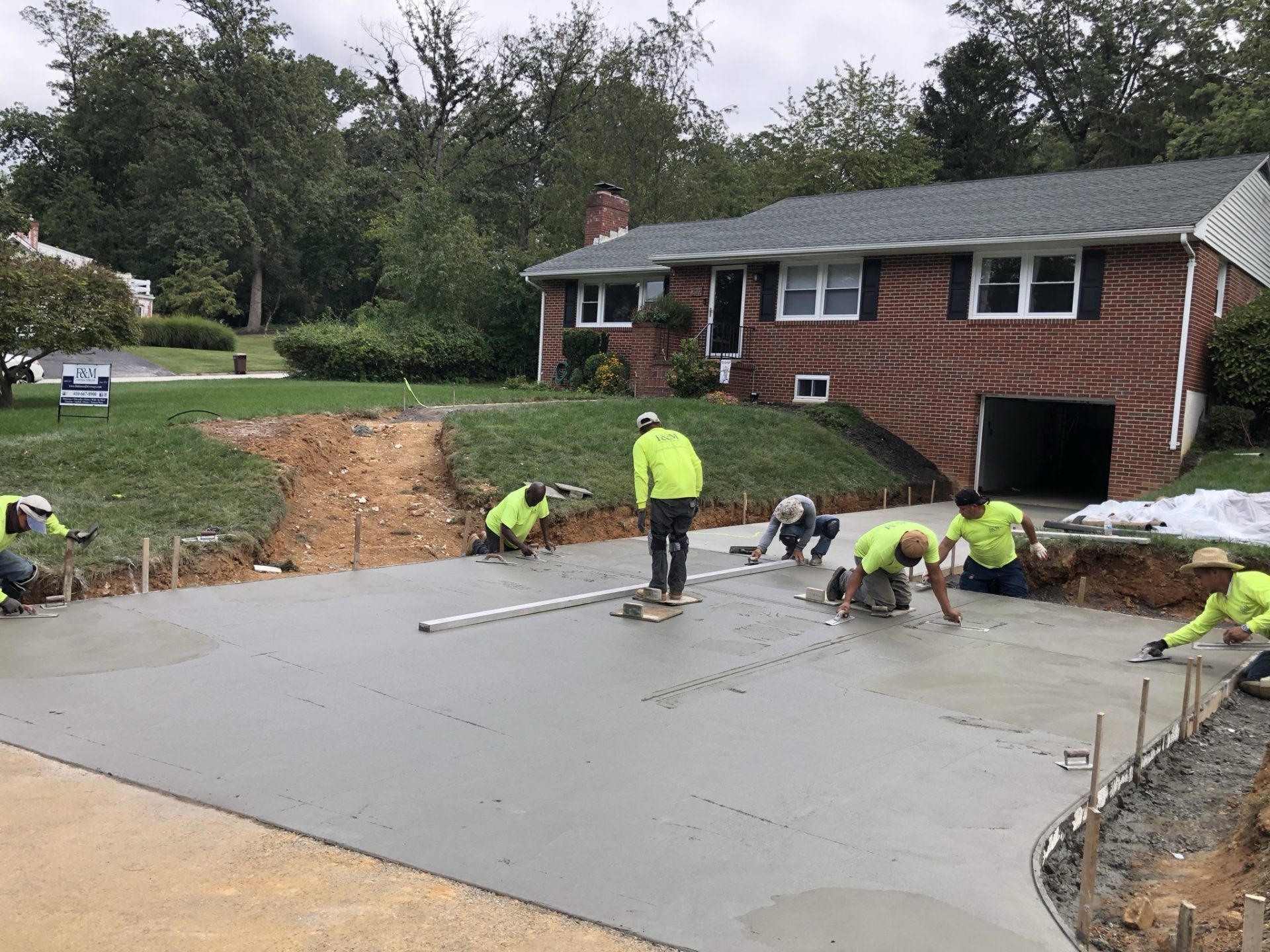 Don't Make These Mistakes When Choosing a Concrete Contractor(03)