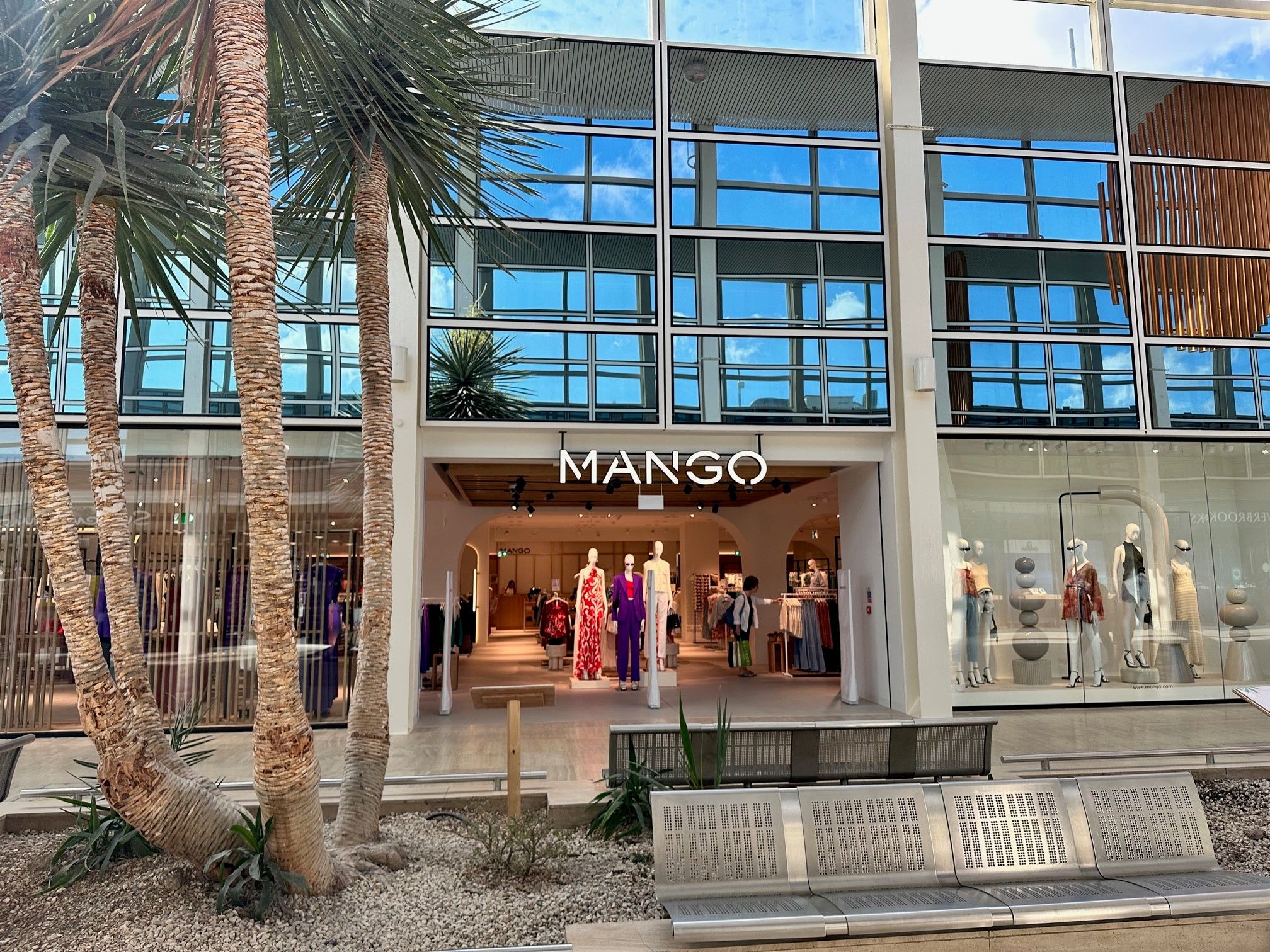 Exciting New Mango Store for centremk FMX Urban property advisers