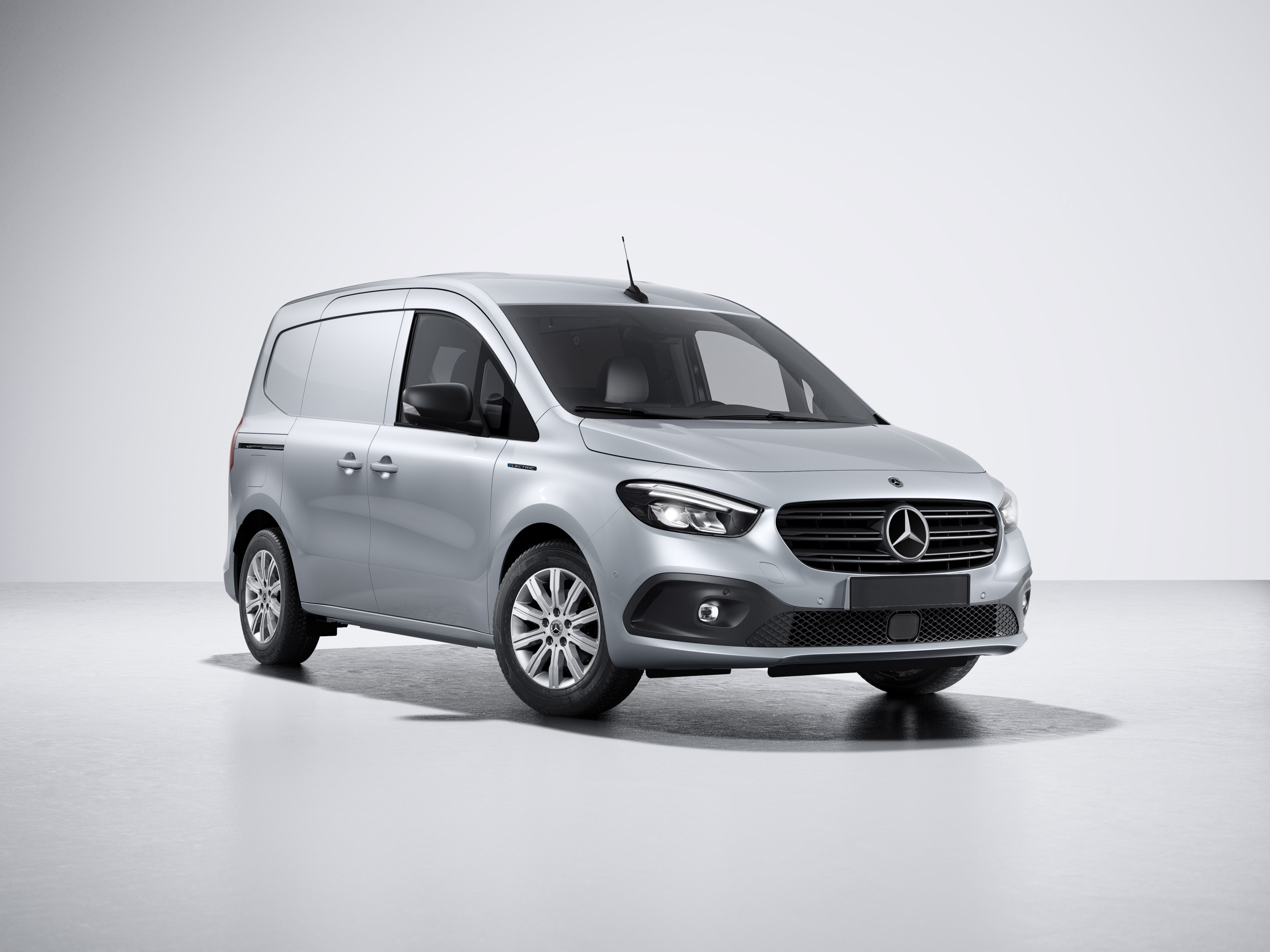 MercedesBenz Vans announces pricing of new electric van the eCitan