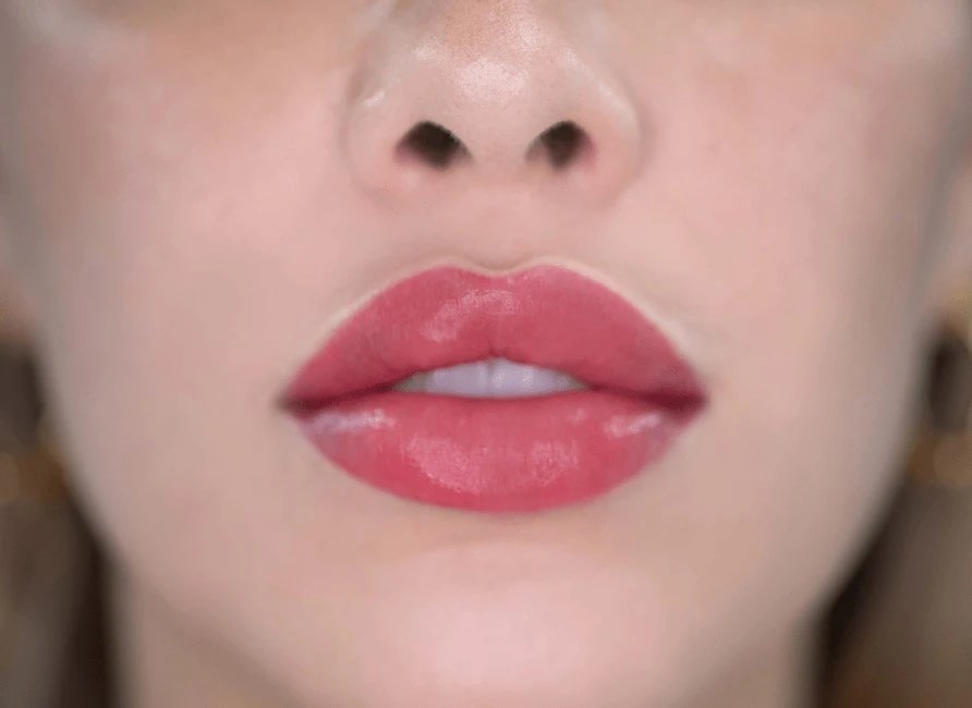 Lip Blushing Face Naked Studio