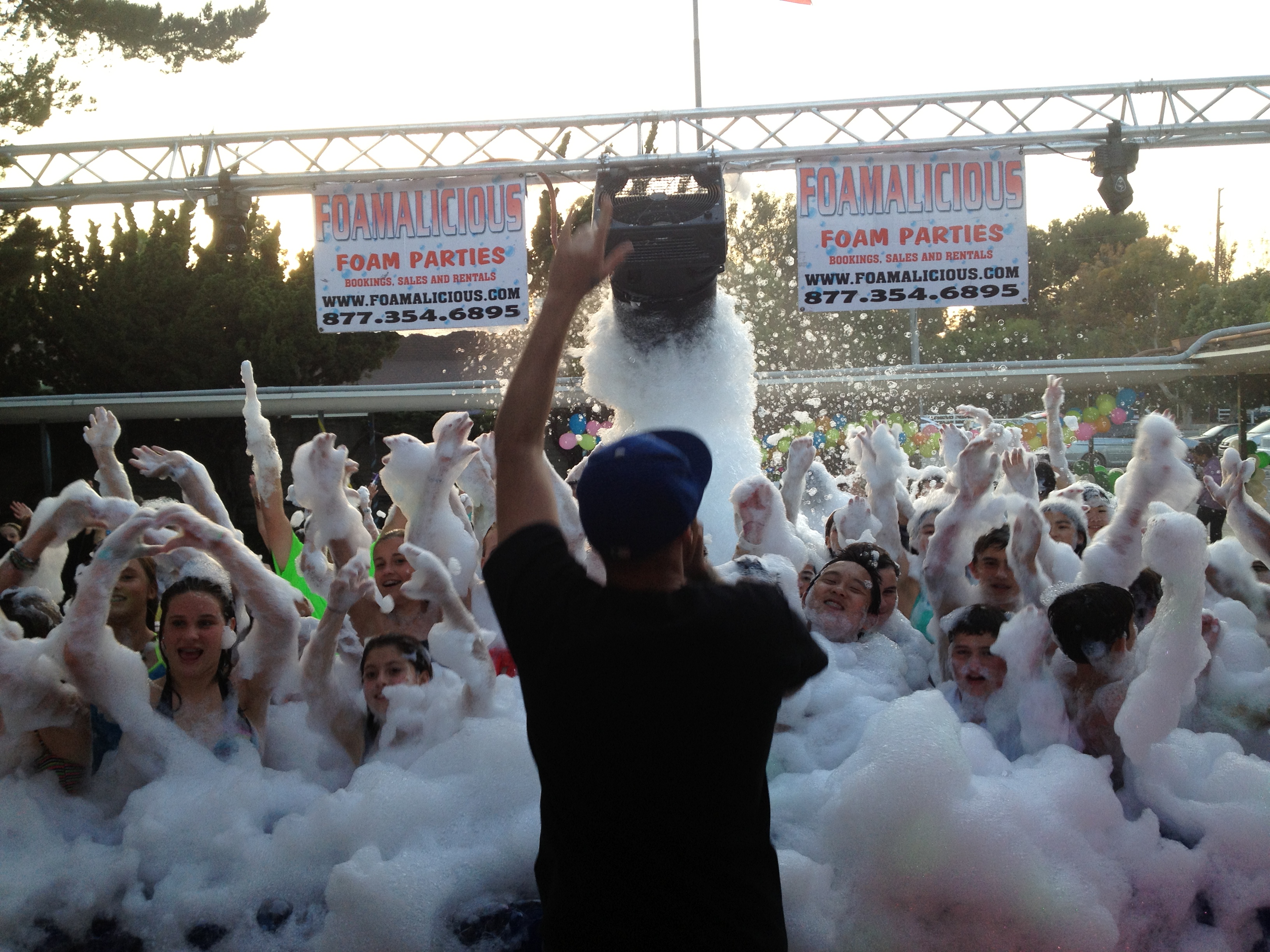 FOAM Parties For Any Occasion! Foam machine sales, foam party services and foam machine
