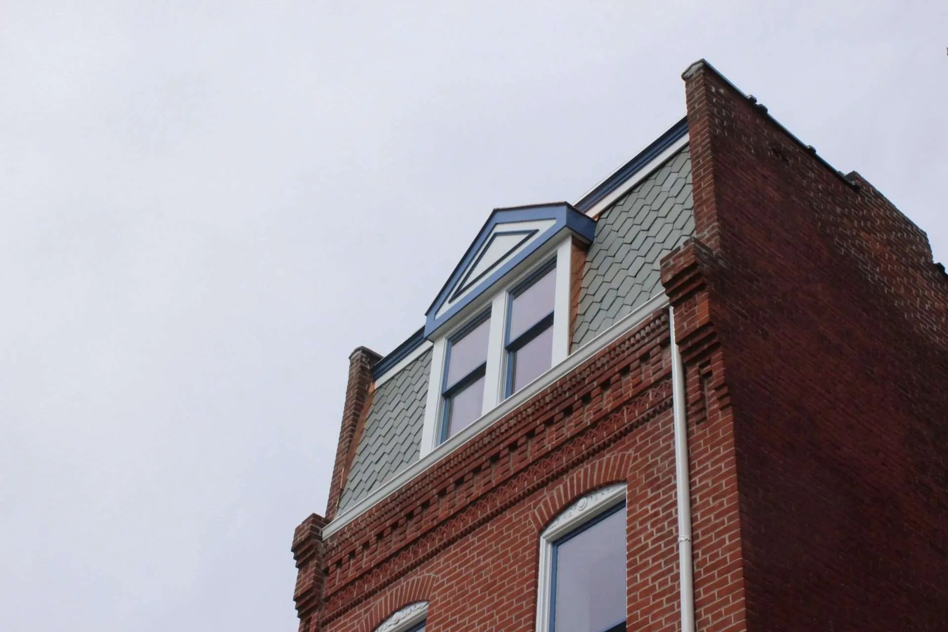 Spray Foam for Houses Old and New Downtown St. Louis, MO Foam Engineers