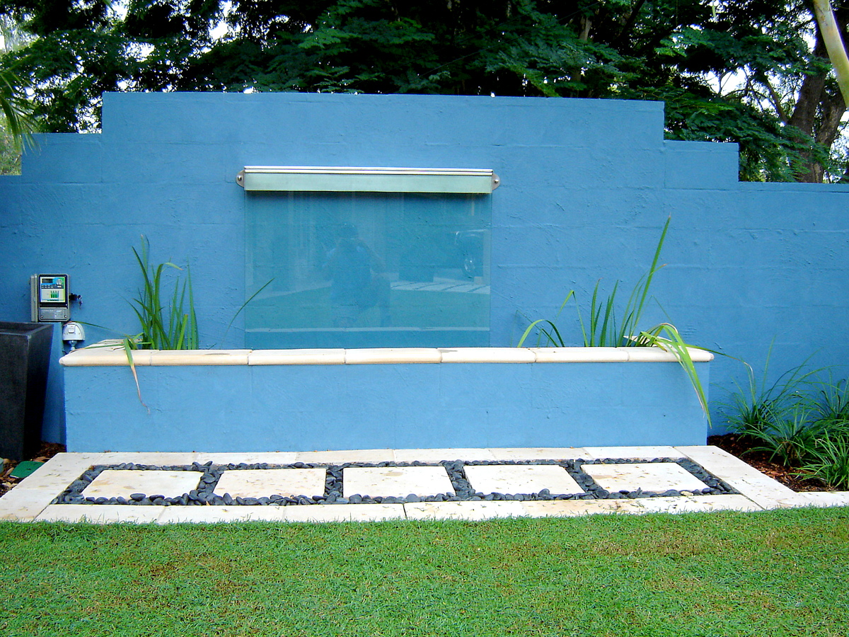 Cascading Water Feature Glass Focal Point Water Features