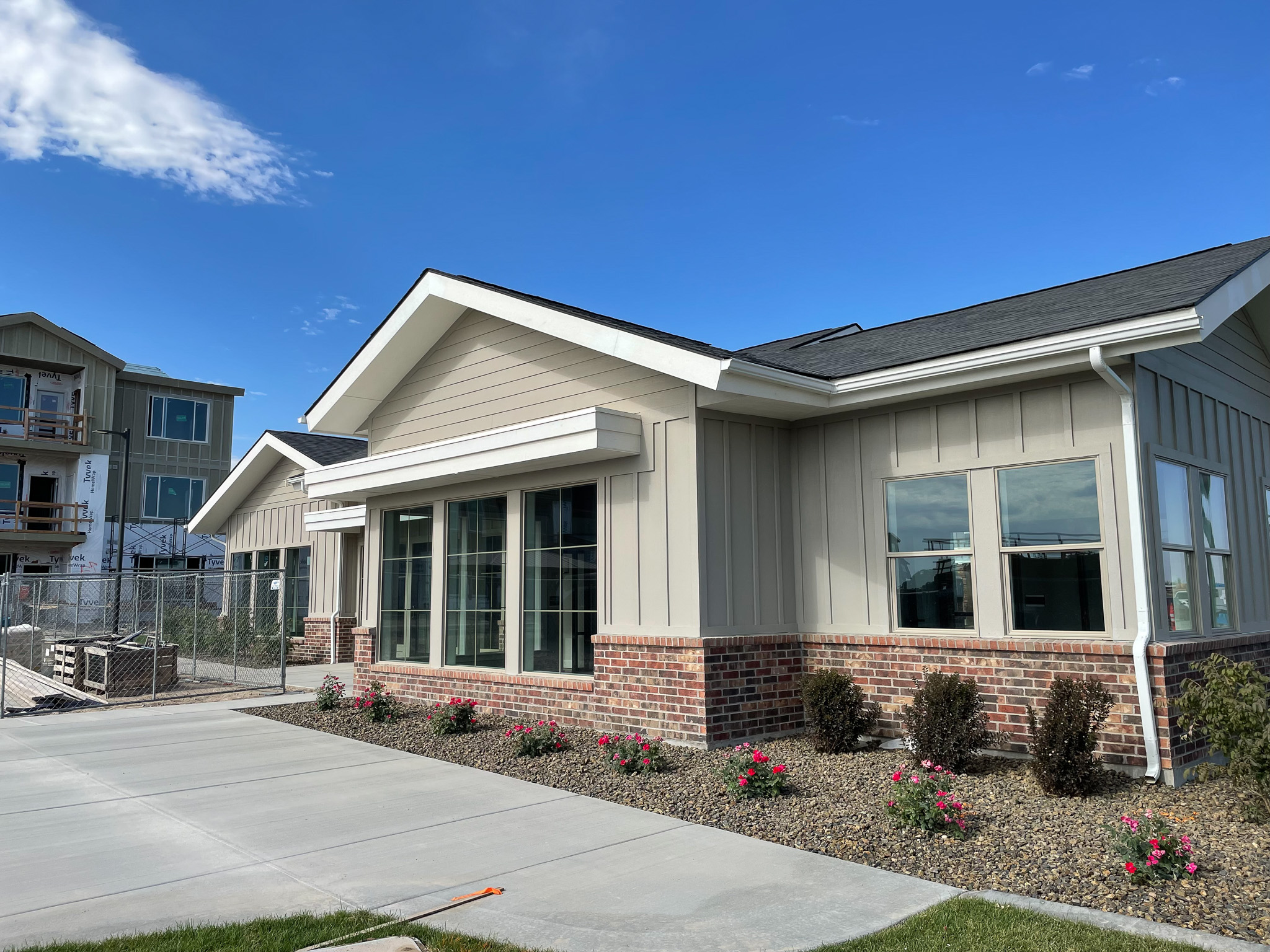 Latitude 42 ApartmentsID