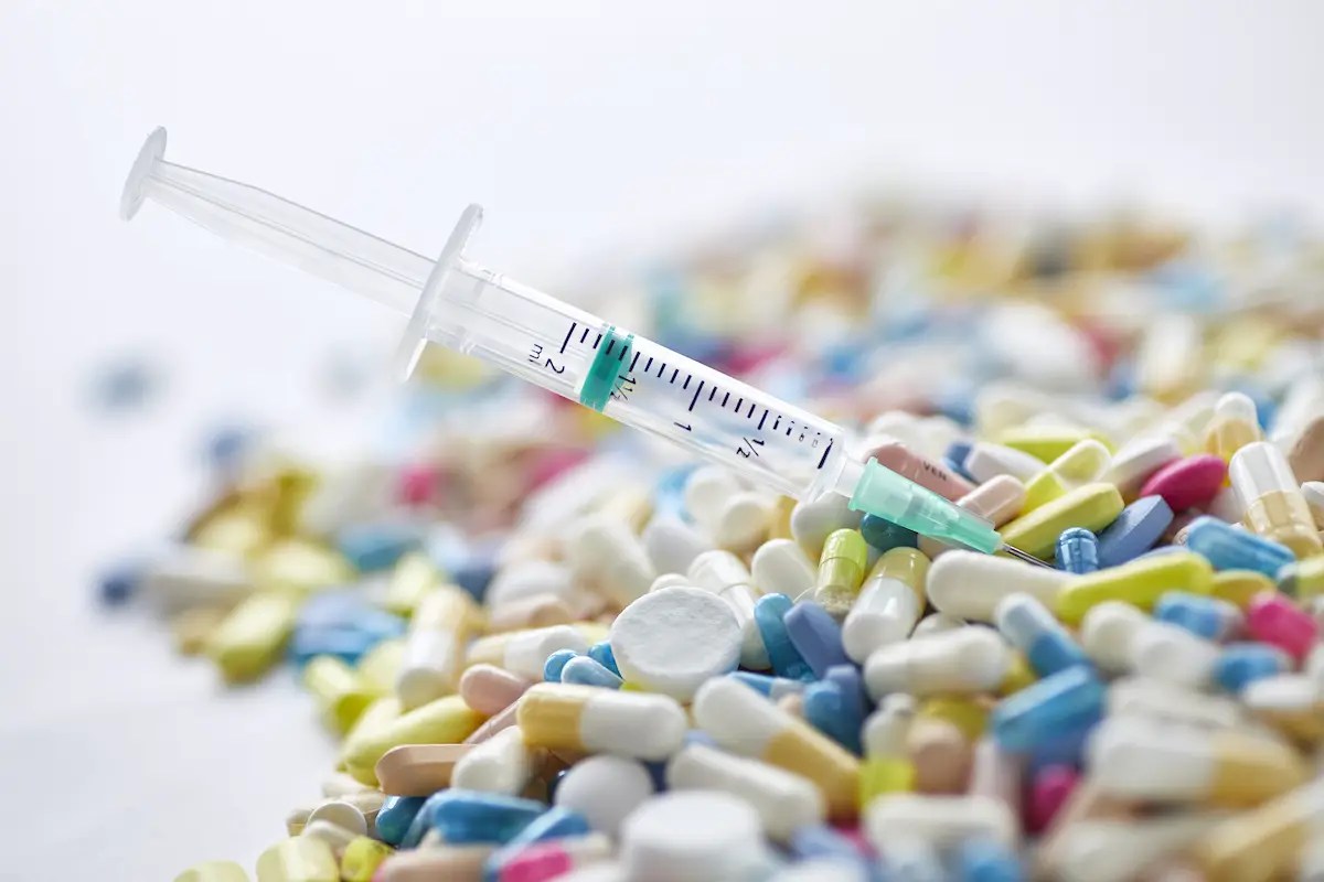 Pfizer expérimente un traitement contre la Covid sous