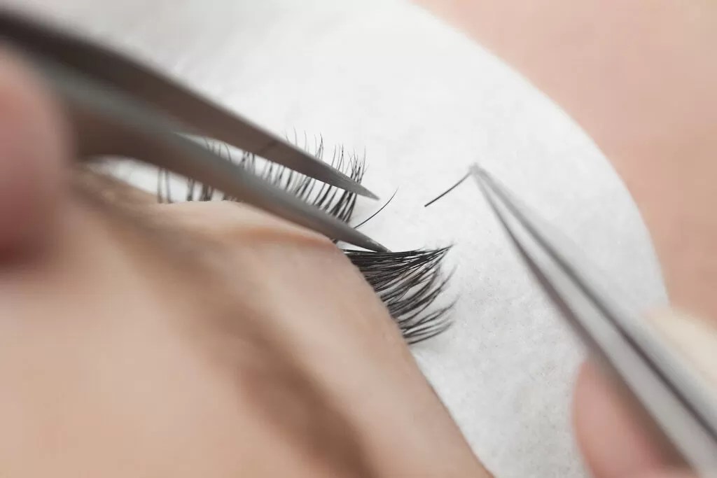 Start an Eyelash Extension Business Things To Know