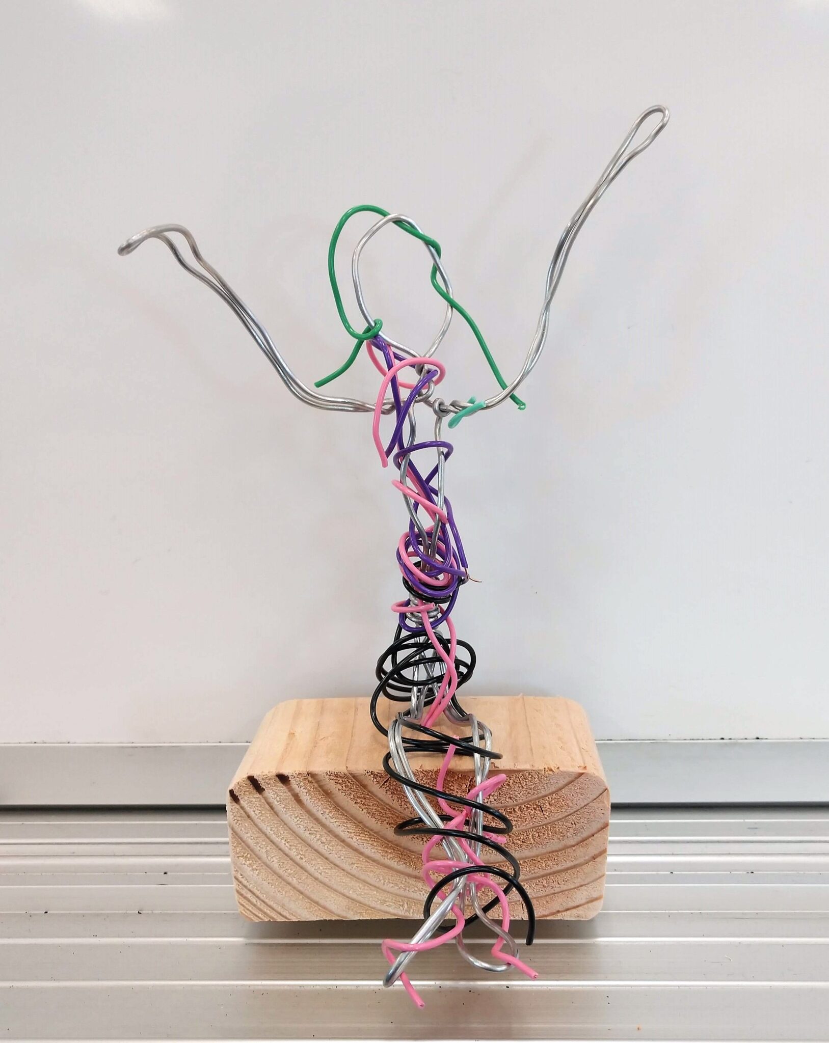 Wire and clay sculpture Focus on the Masters Arts Archive & Library