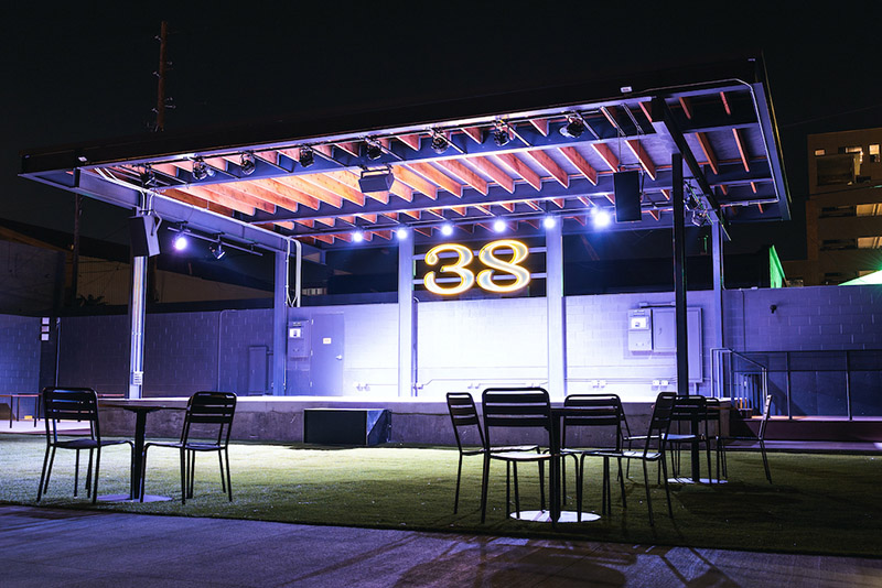 Denver Restaurant Chooses d&b for Outdoor Concert Venue FOH Front