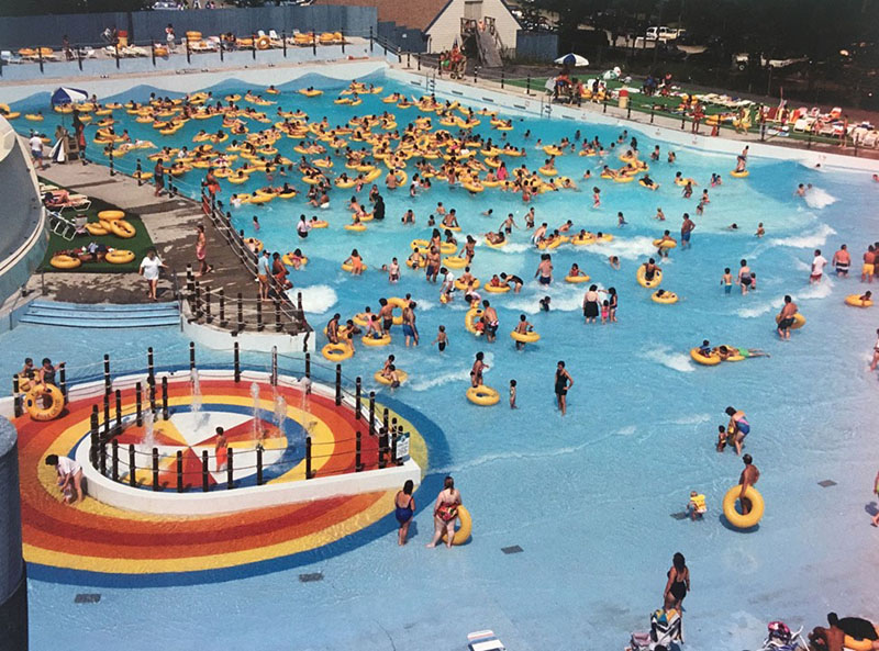 Water Country Water Park in NH Uses RF Venue Antennas FOH Front of