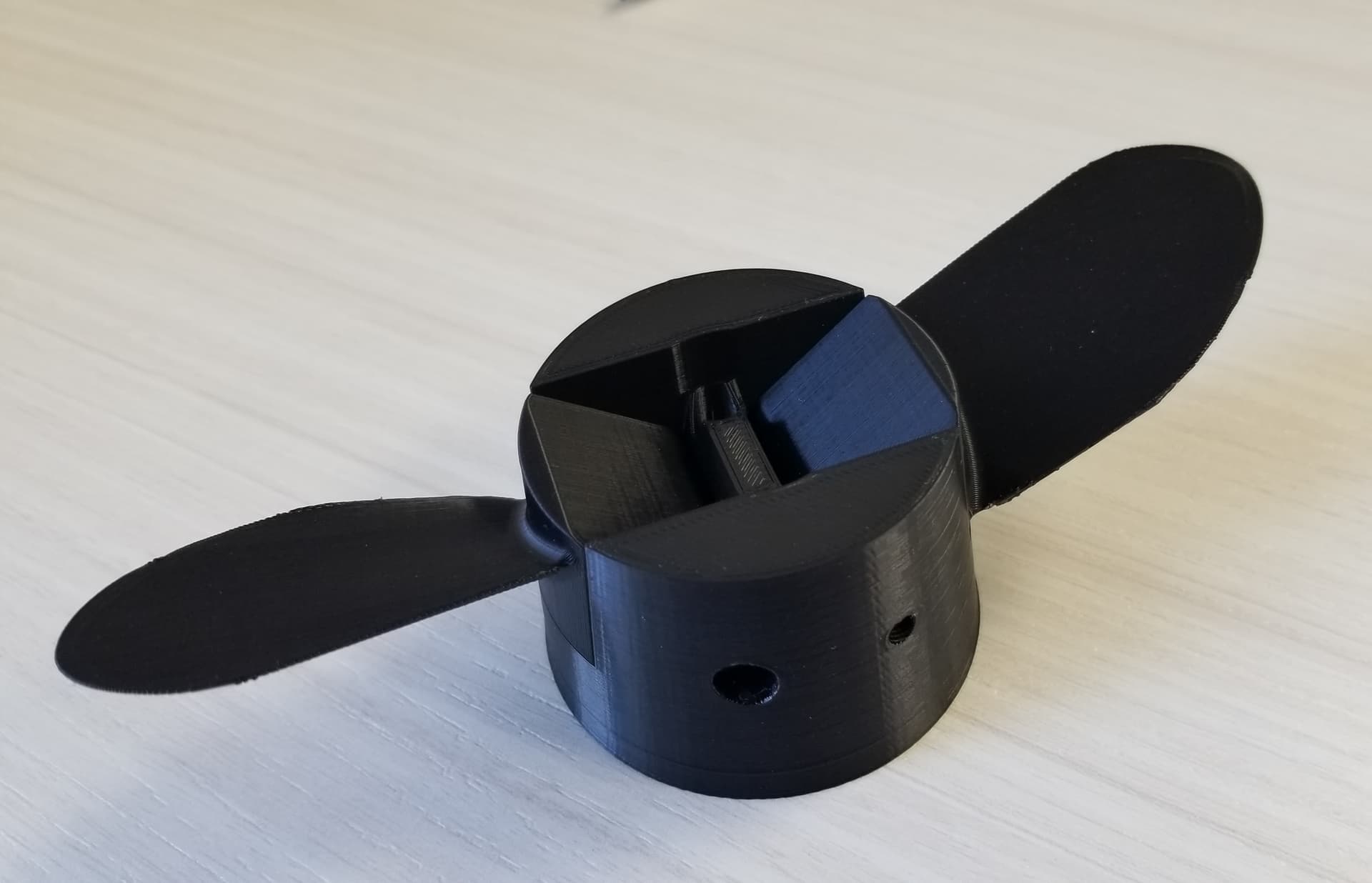 3Dprinted folding propeller Propulsion System (Motor, Gears) FOIL.zone