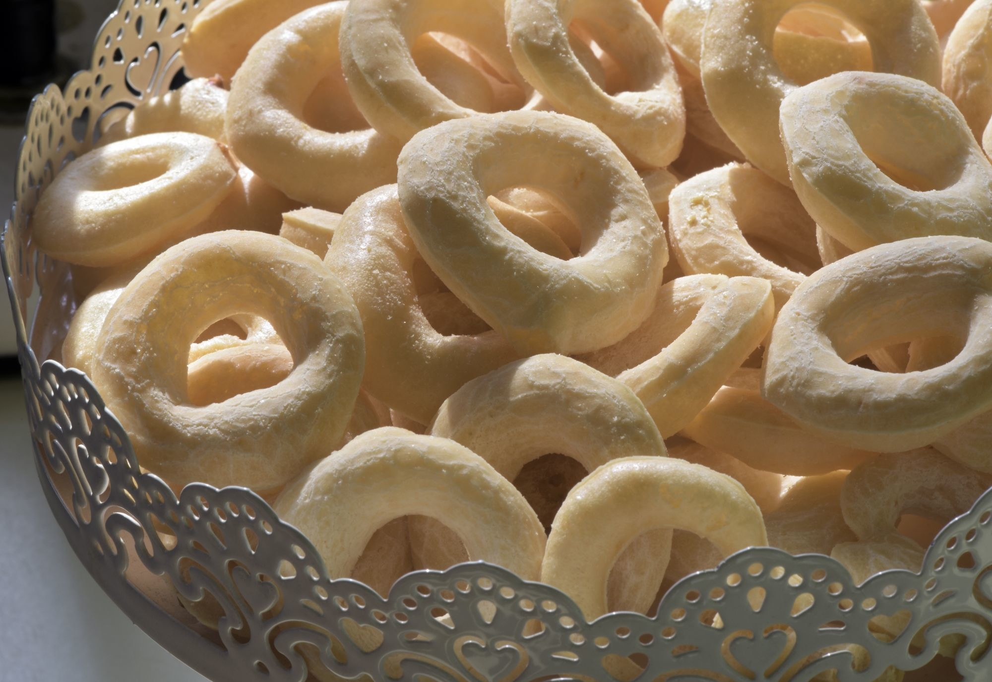 Biscoito de polvilho assado; pronto em 30 minutos e muito saboroso