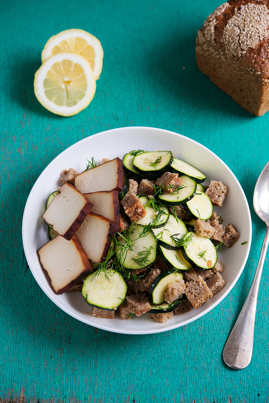 Bowl mit Zucchini