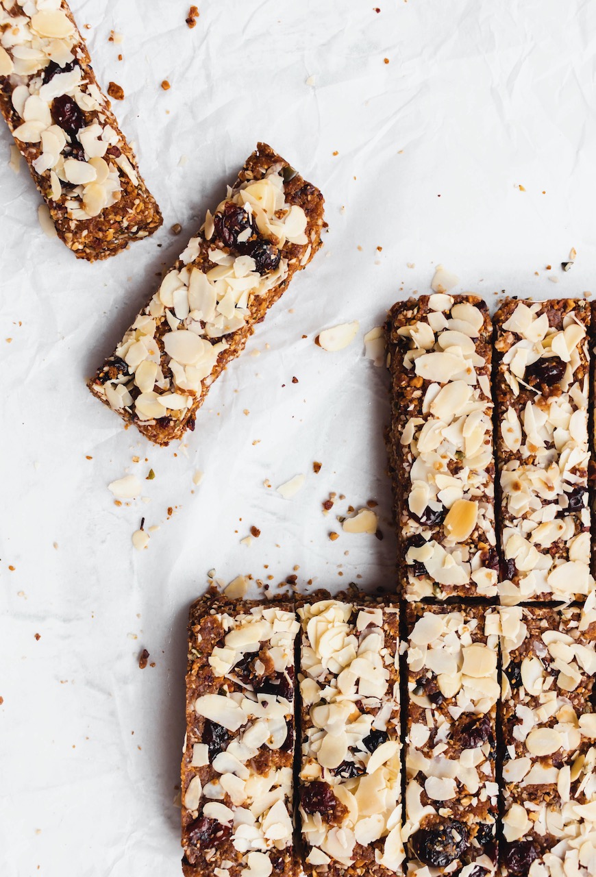 Almond & Cranberry Energy Bars (sugarfree) Foodathlon