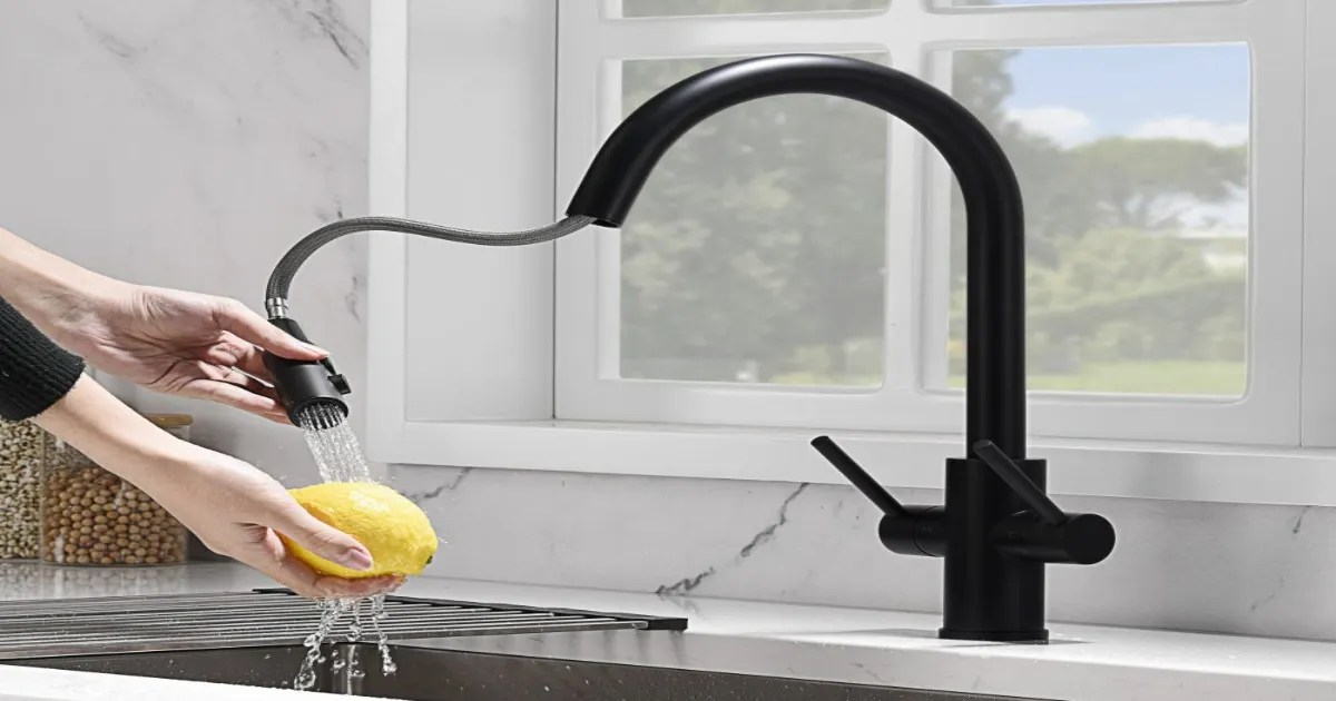 Top 6 Best 3 Hole Kitchen Faucets Reviews & Comparison 2023