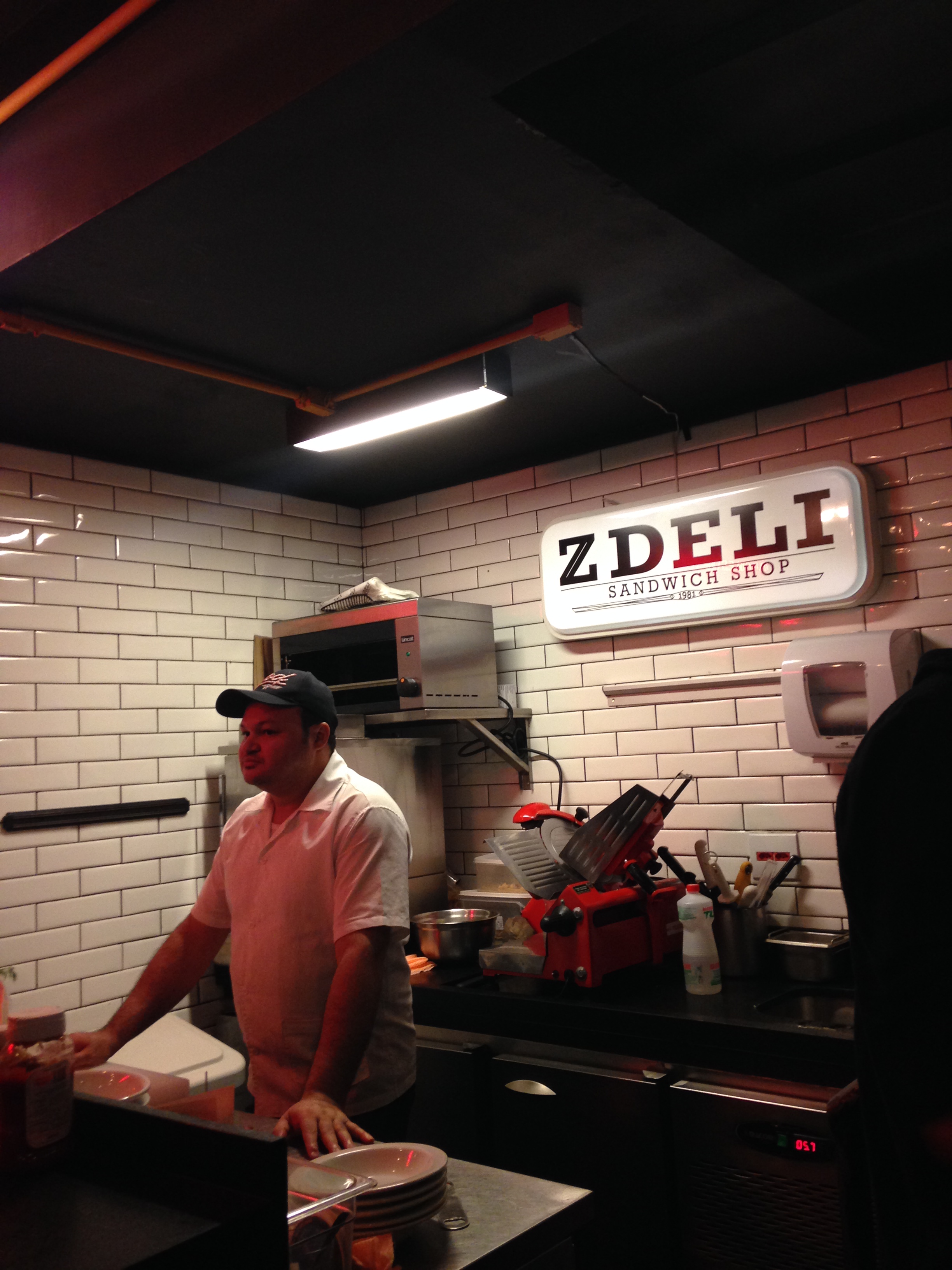 Zdeli Food Corner