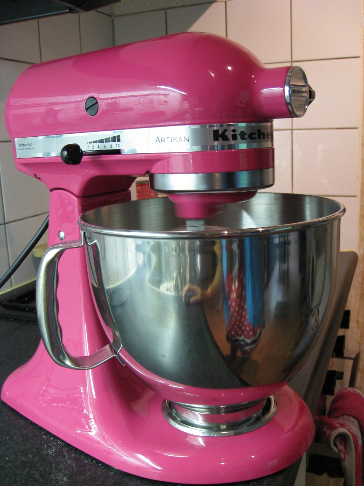 My mixer broke down, Kitchenaid Artisan or Kenwood KMX? foodcraving
