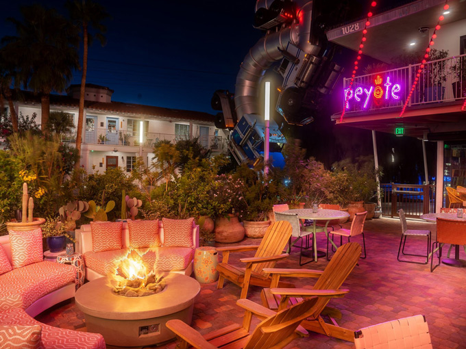 Best Outdoor Dining Las Vegas (On/Off Strip + Downtown) 2023