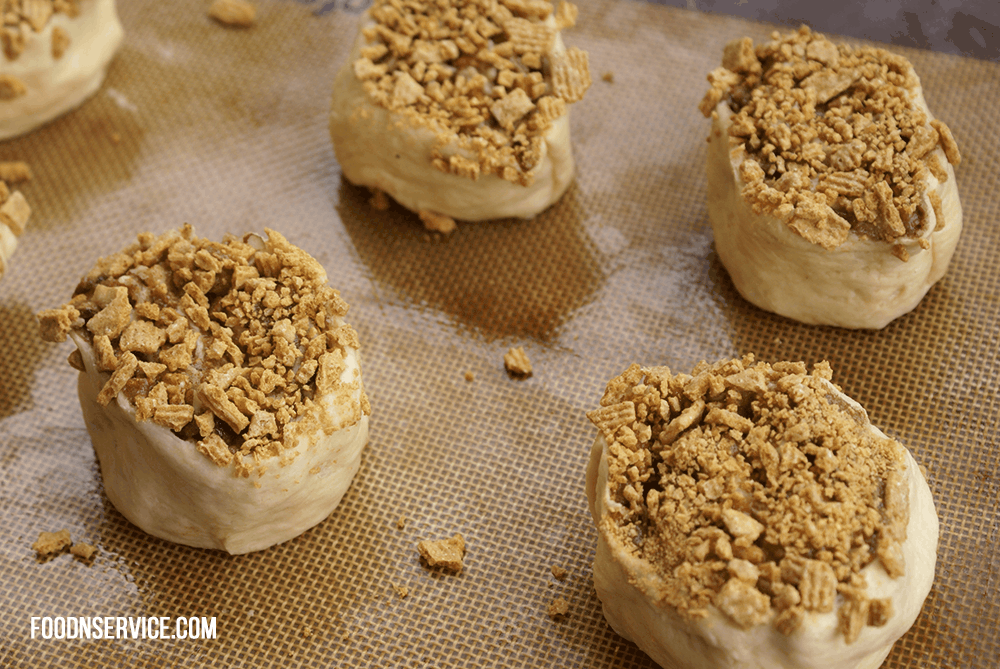 Easy To Make Golden Grahams Cinnamon Rolls