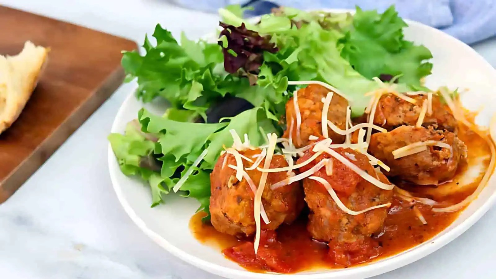 20 Slow Cooker Tailgating Recipes That Are Worth the Hype • FoodnService