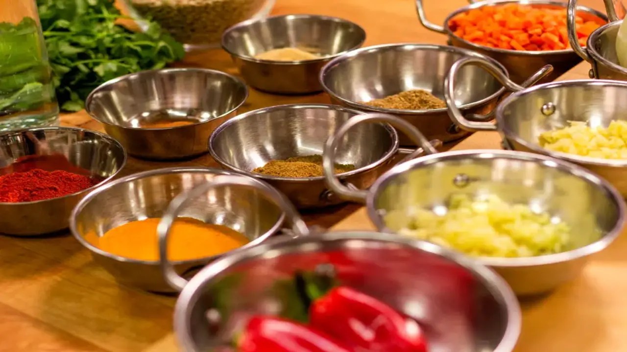 Cooking With Spices And Heat