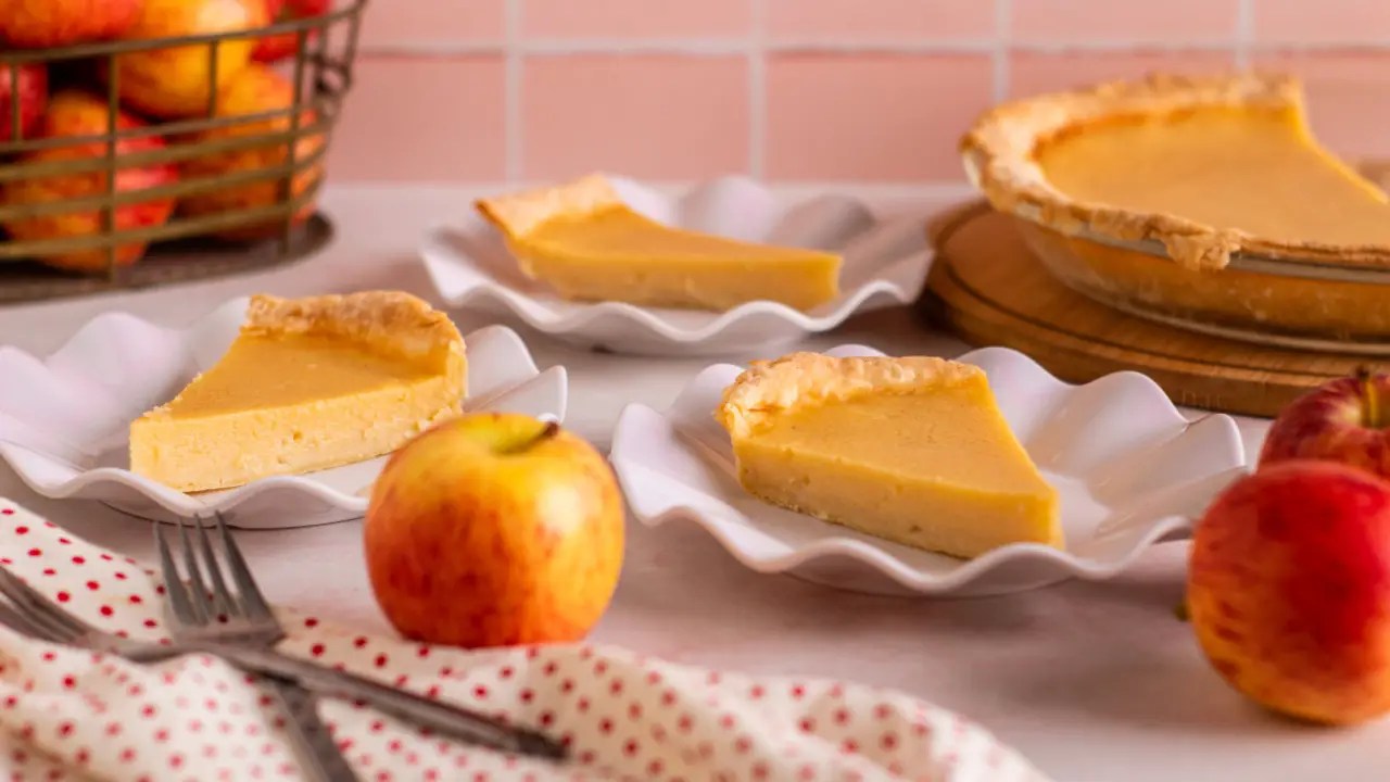 The Key Ingredients For A Delicious Applesauce Pie