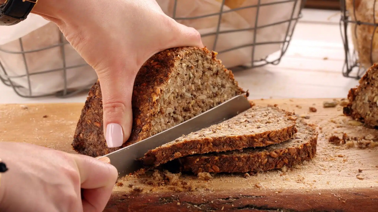 Whole Wheat Pastry Flour What Is It And How Is It Different