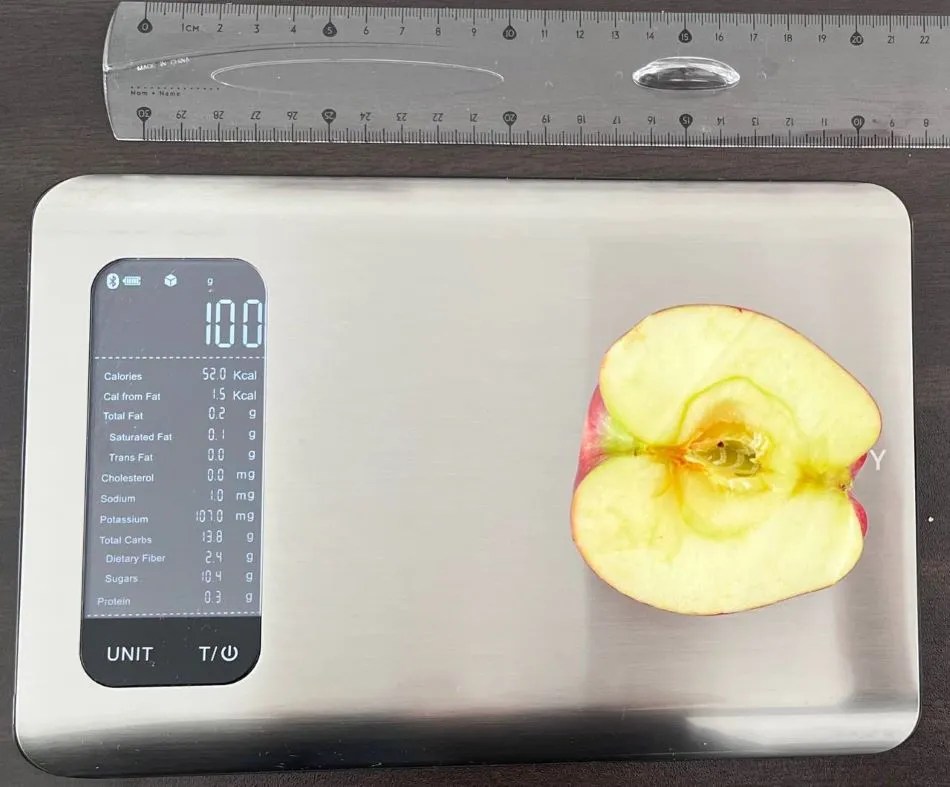 Apple nutrition calories, carbs, GI, protein, fiber, fats