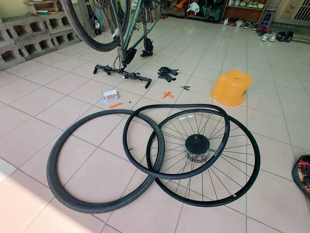 今日閒聊之自行車換胎、兒童腳踏車換輪胎、自行車換胎工具
