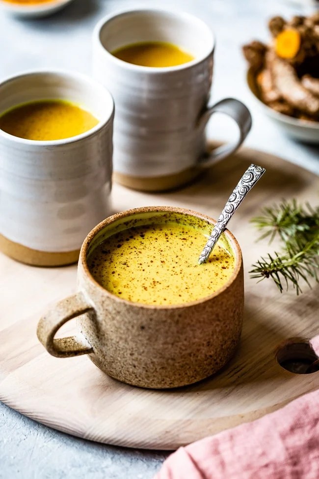 10 Minute Turmeric Golden Milk Recipe {QUICK VIDEO} Foolproof Living
