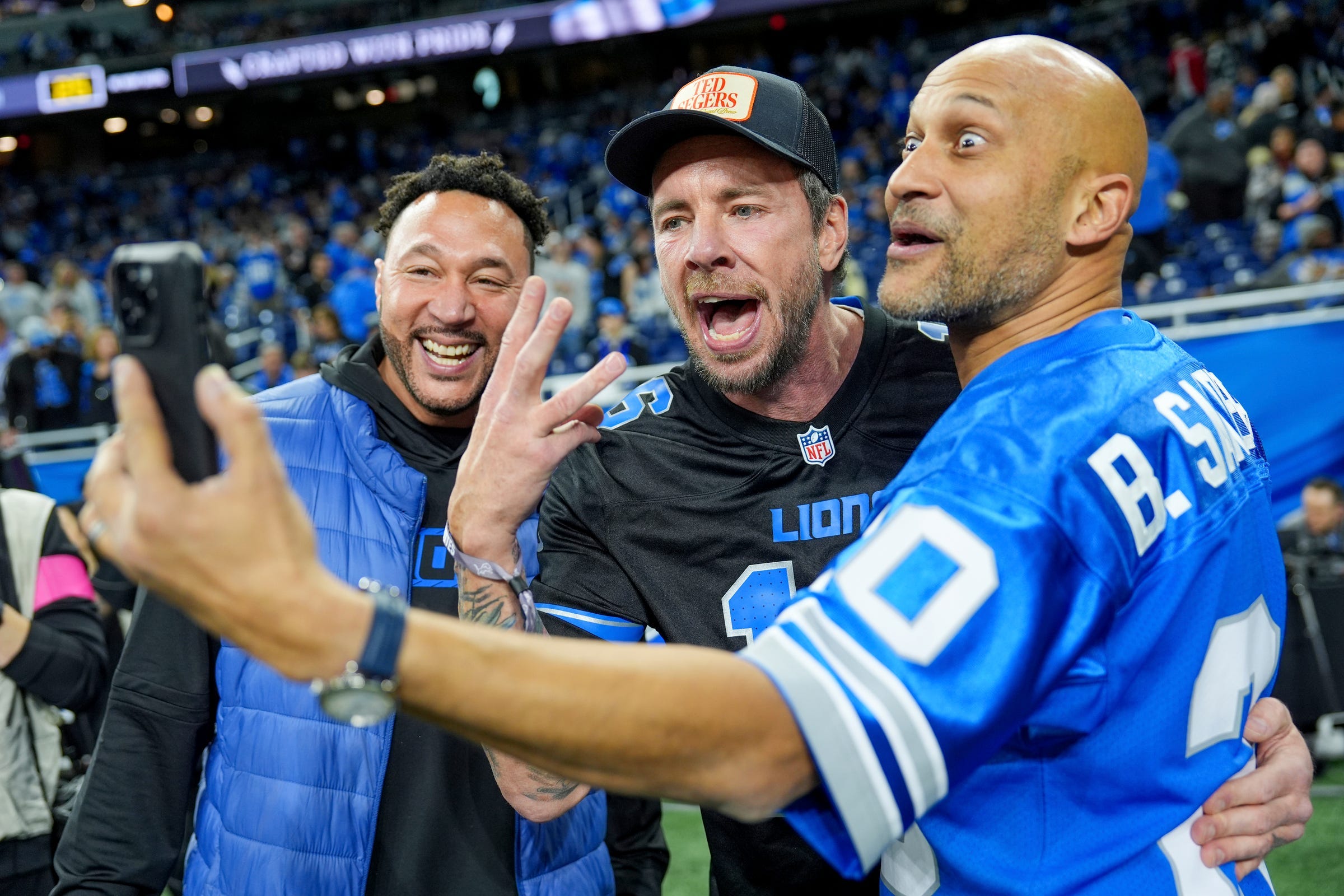 10 NFL Teams Now Worth More Than $7.6B Each - Football Analysis
