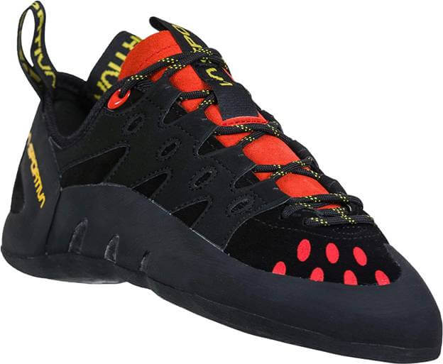 Best Climbing Shoes For Wide Feet In 2022 [Reviewed]