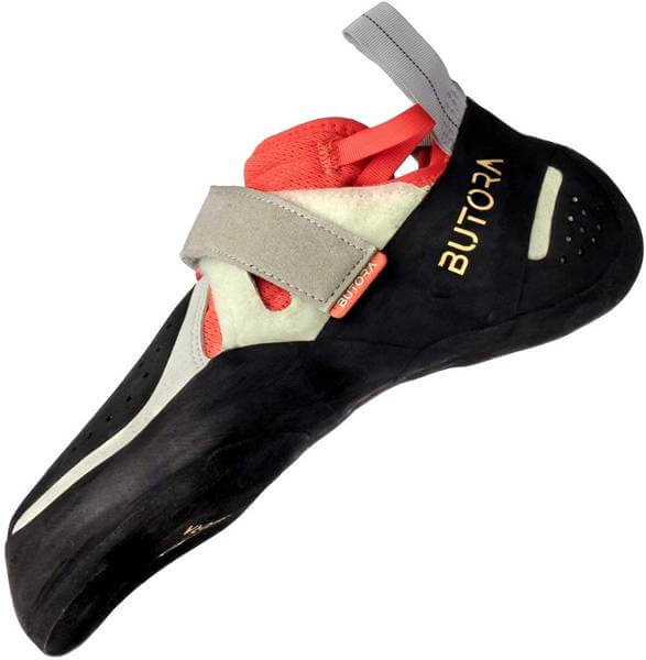 Best Climbing Shoes For Wide Feet In 2022 [Reviewed]