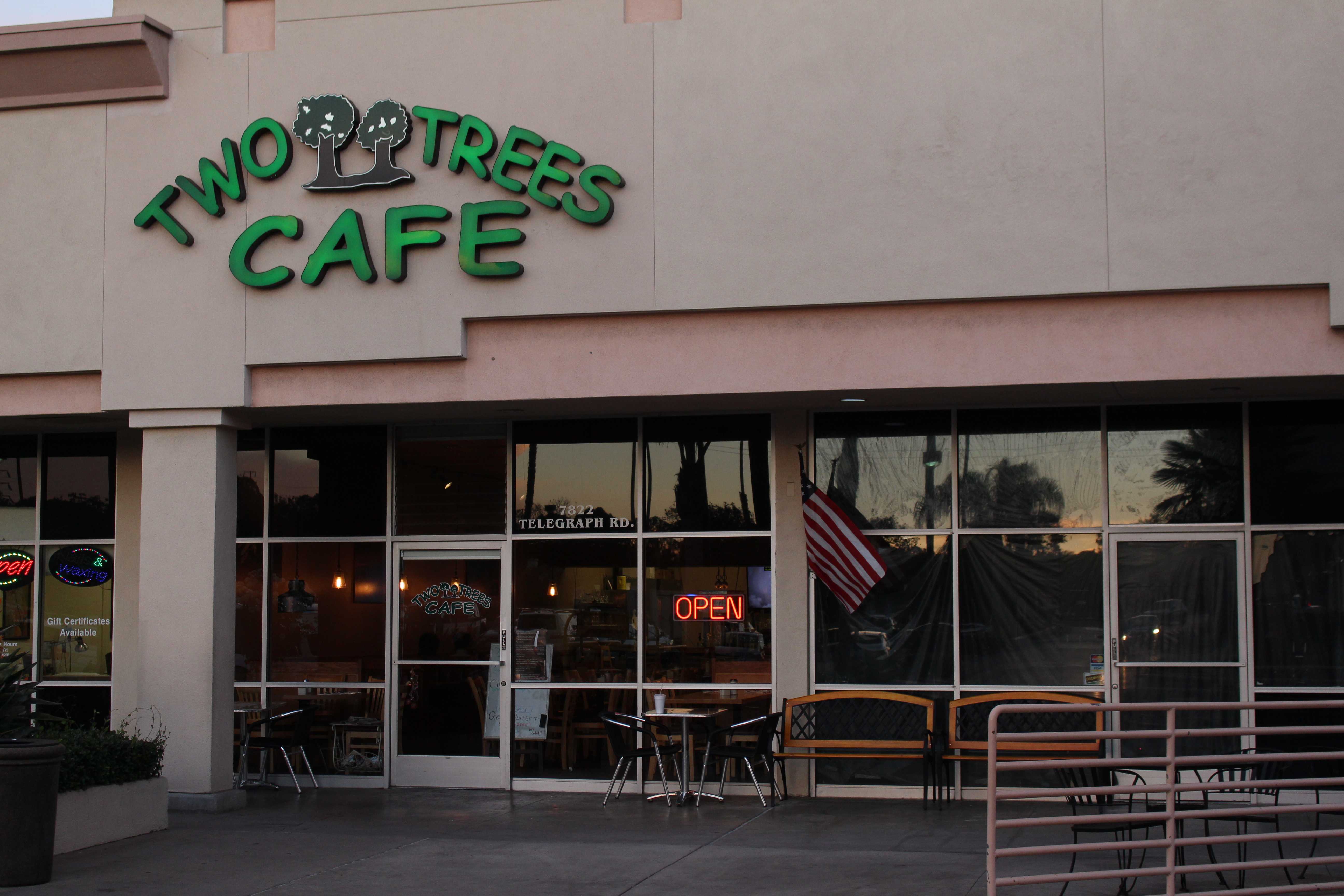 Two Trees Cafe A taste of Ventura The Foothill Dragon Press