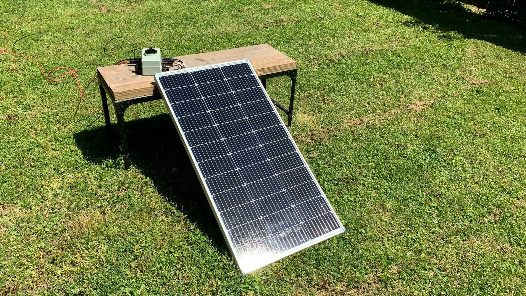 How Much Energy Does a 100 Watt Solar Panel Produce? Footprint Hero