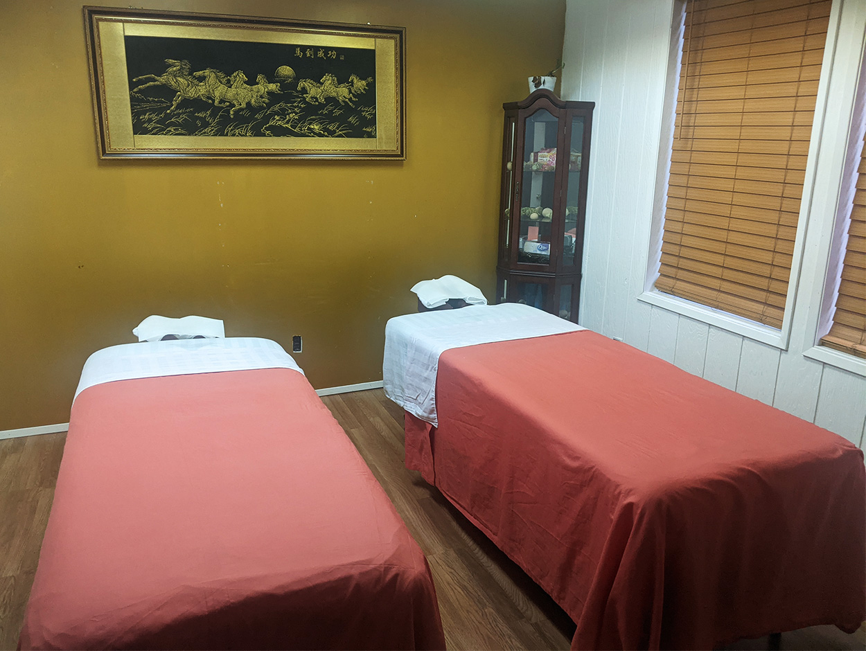 Gallery Footprint Foot & Body Massage