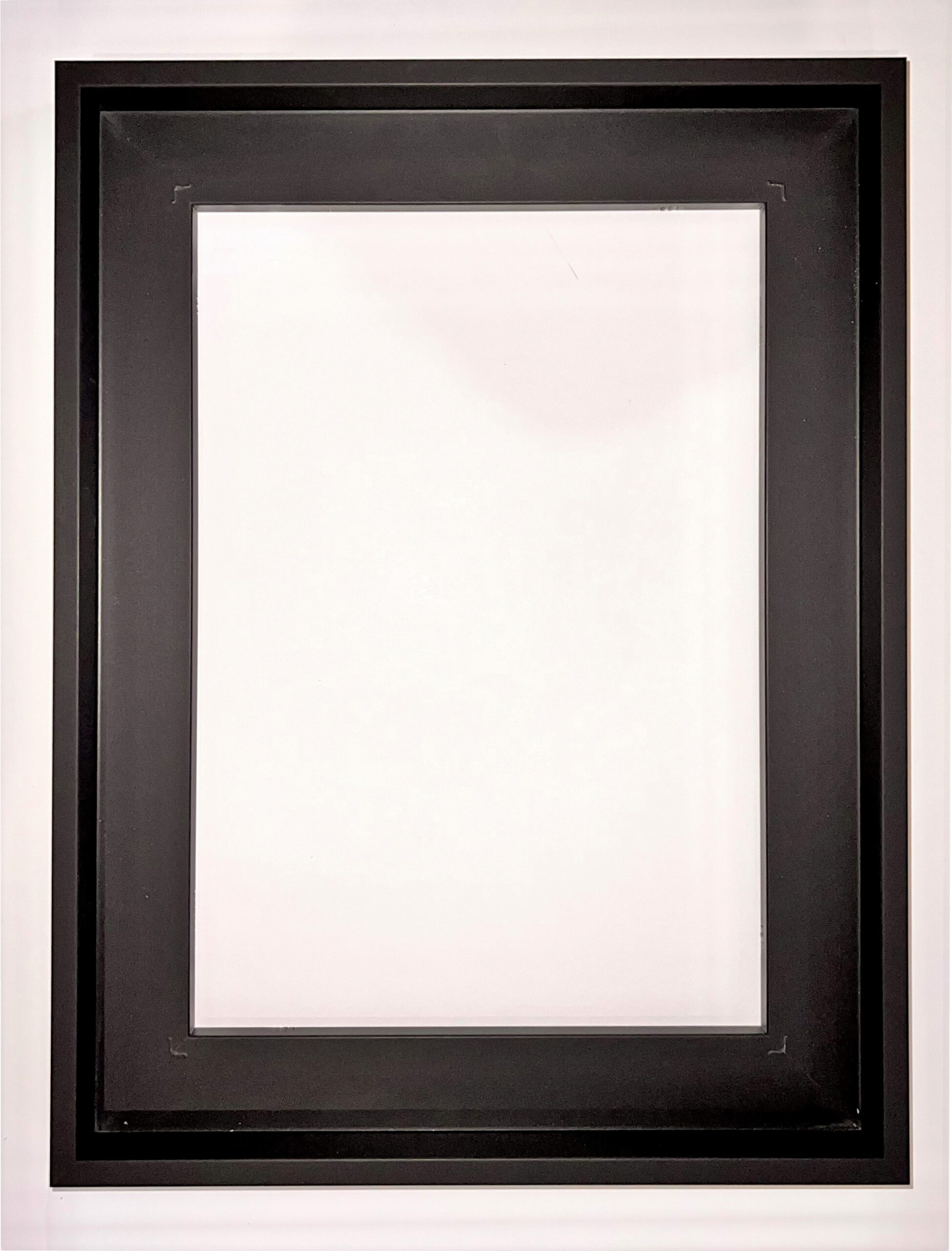 Wooden Tray (Float) Frame for Canvases (22mm Rebate) Black / White