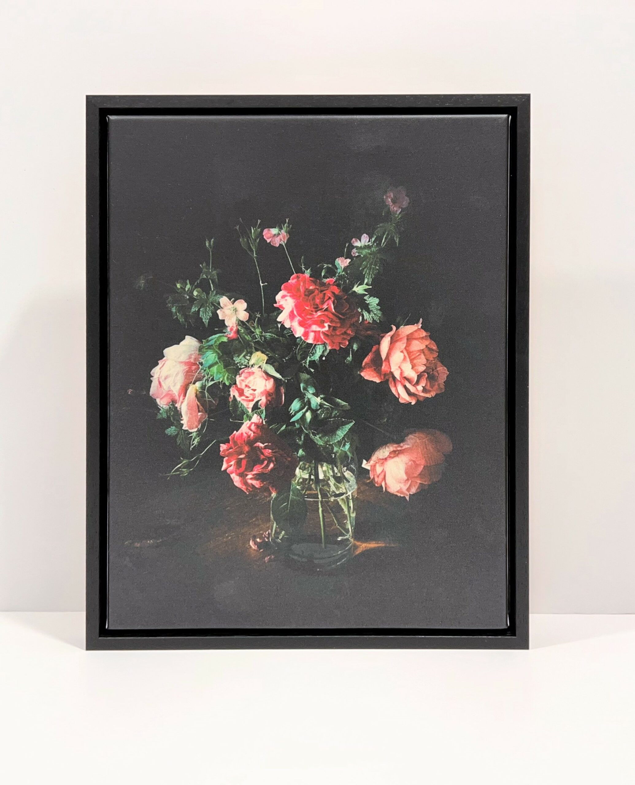 Wooden Tray (Float) Frame for Canvases (22mm Rebate) Black / White