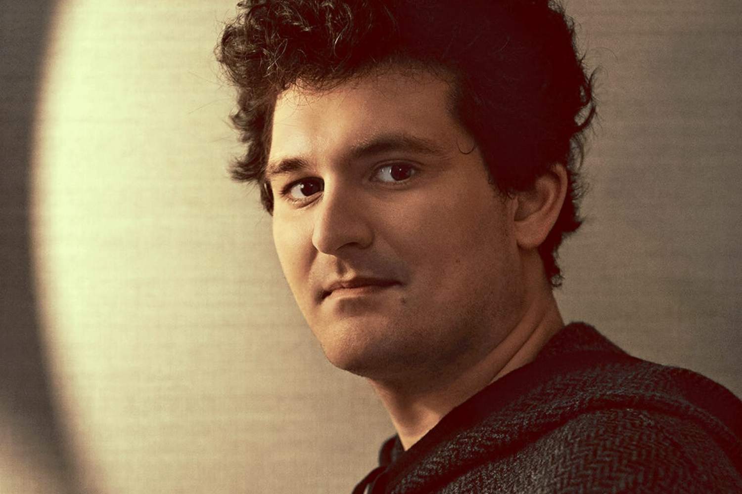 Fundador é acusado de fraude no colapso da FTX Forbes