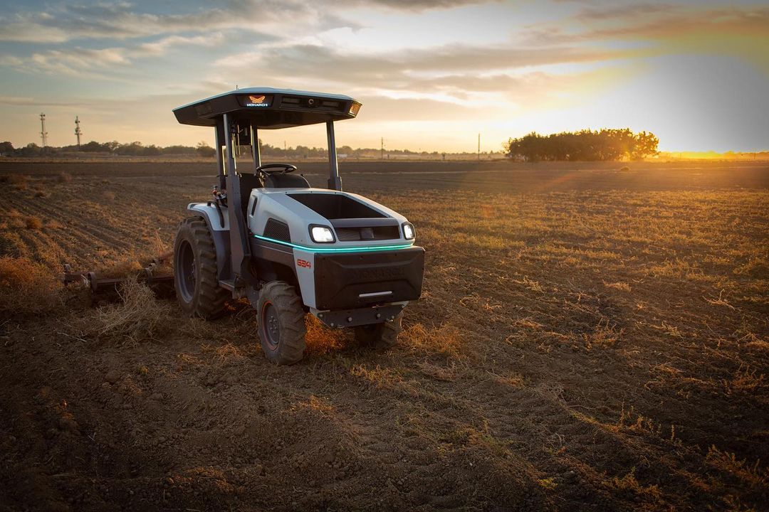 Monarch Tractor, la startup di trattori elettrici a guida autonoma