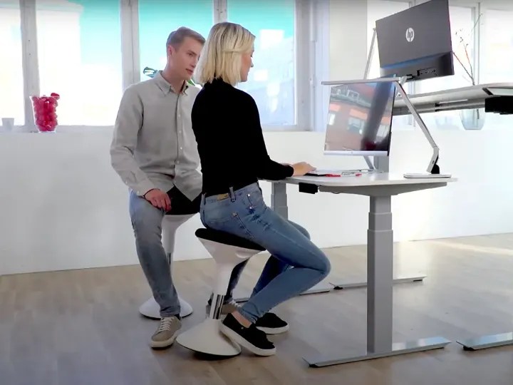Top 5 Best Standing Desk Chairs Reviews 2023
