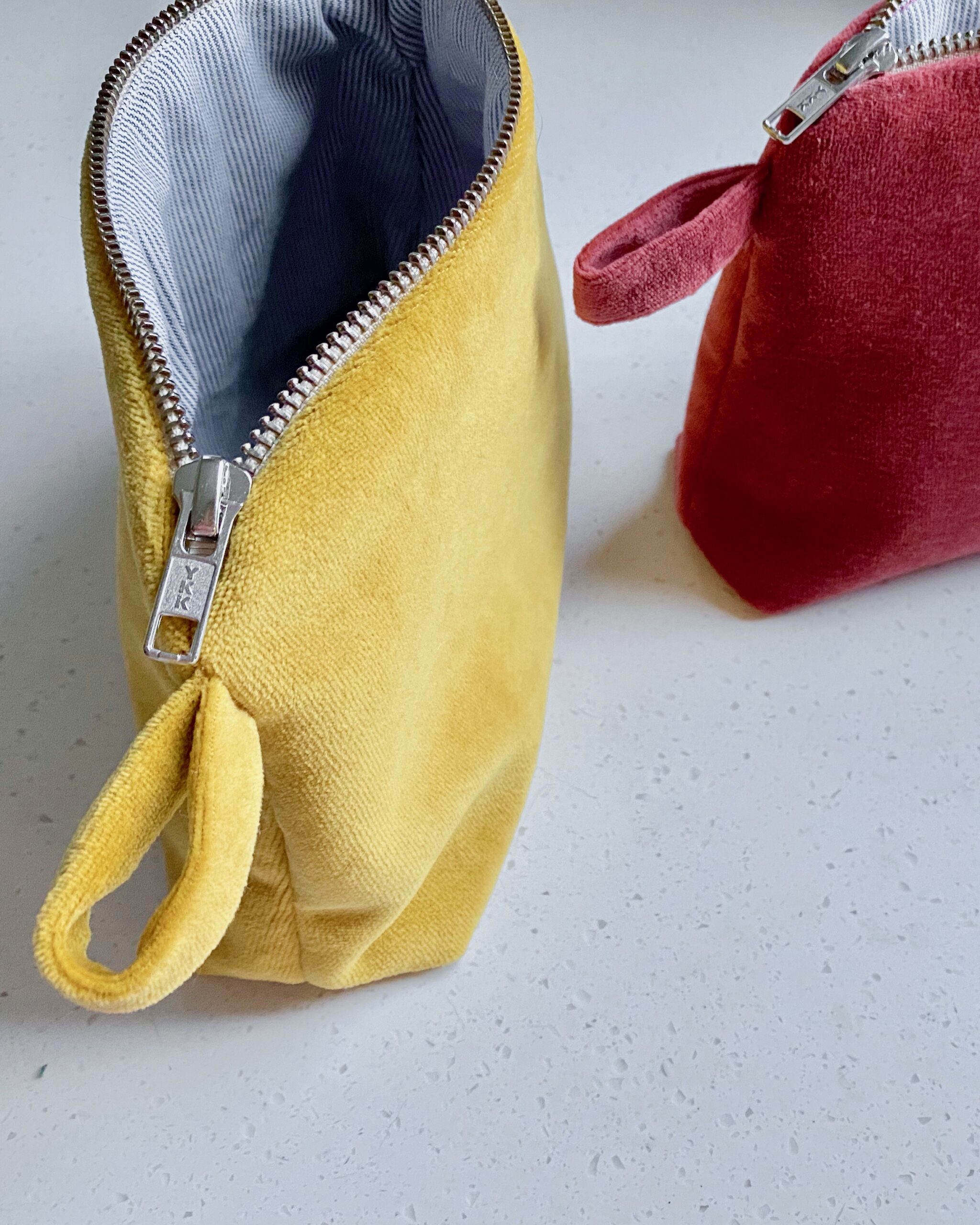 Organic velvet wash bag FORD & GUY 100 organic cotton