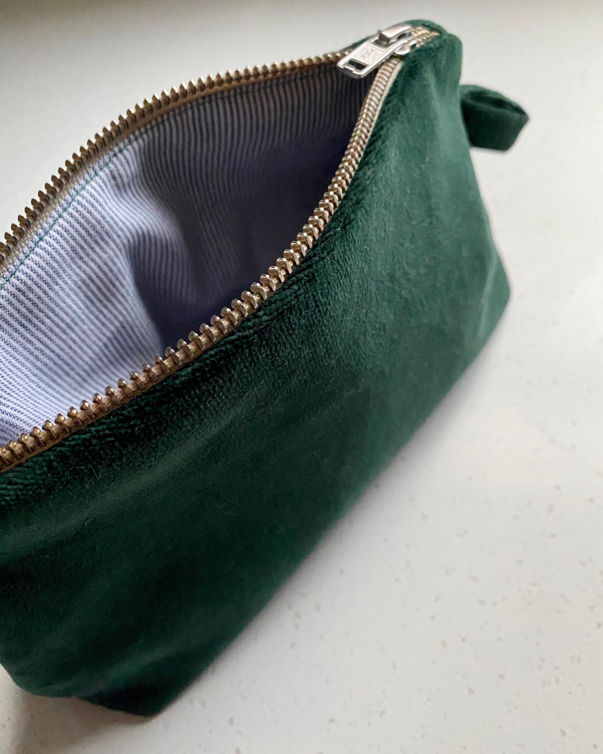 Organic velvet wash bag FORD & GUY 100 organic cotton