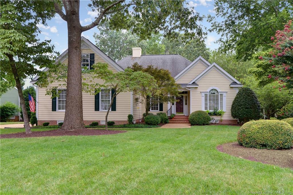 Just listed! Elegant rancher at 100 Riviera • Deelyn's Ford's Colony Homes