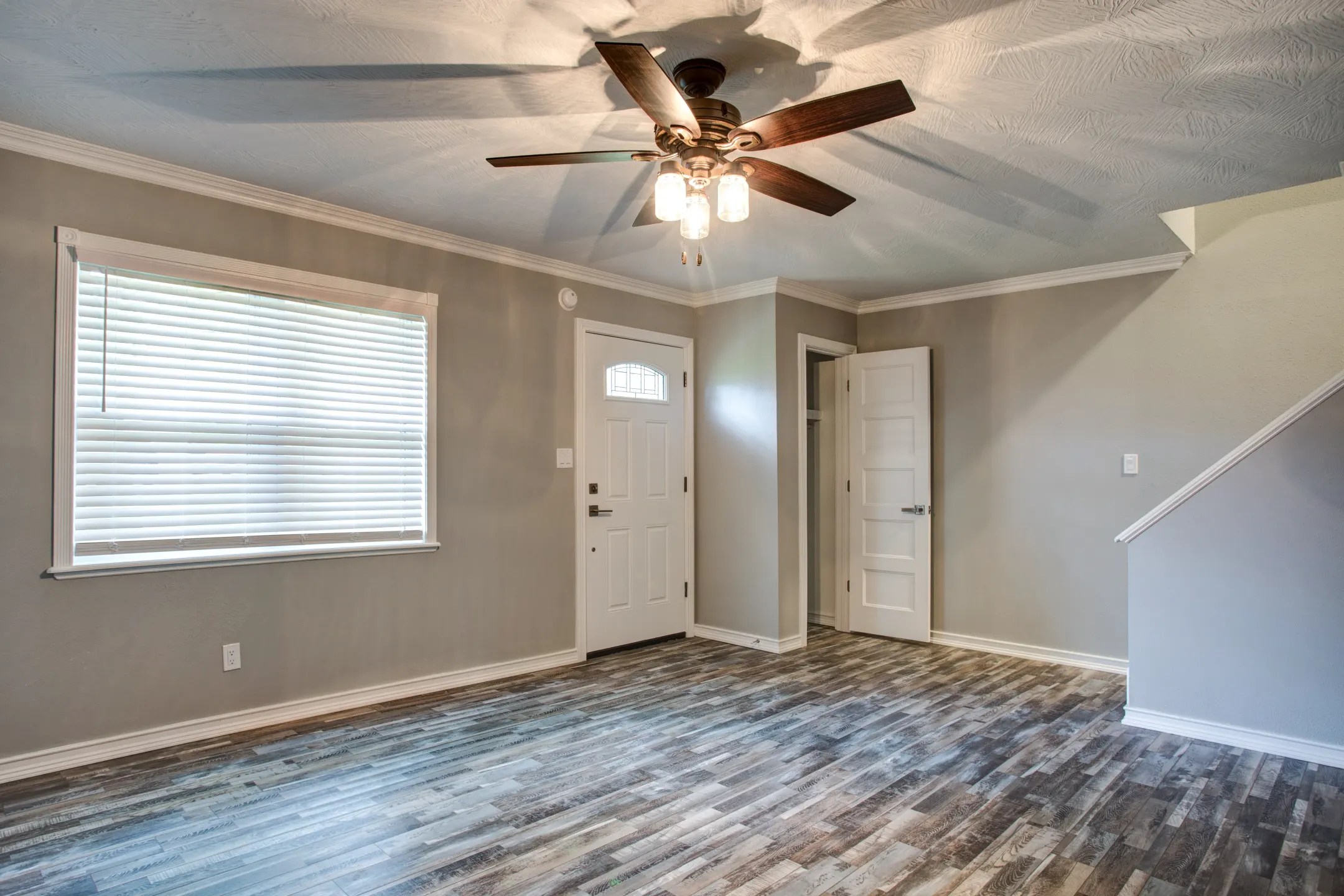 Forest Park Townhomes Springfield, MO Newly Remodeled Apartments for